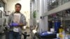 Self-repairing Glass Could End Cracked Cellphones