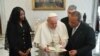 Nhana Trovoada (esposa do primeiro-ministro), Papa Francisco e Patrice Trovoada