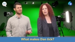 ພາສາອັງກິດ ໃນນຶ່ງນາທີ, “What makes someone tick” ແປວ່າ “ສິ່ງທີ່ເຮັດໃຫ້ໃຜຄົນນຶ່ງກ້າວໄປຂ້າງໜ້າ ຫຼື ມີແຮງຈູງໃຈ”