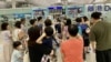 香港中文大學亞太研究所12月14日公佈民調顯示，接近38%受訪者有打算移民海外，較去年同期的調查上升超過9個百分點。 (美國之音/湯惠芸)