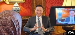 Foto Thomas Lembong, Co-Captain TNP Anies-Muhaimin (foto: Rivan Dwiastono/VOA)
