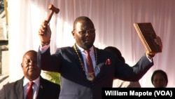Razaque Manhique