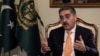 Pelaksana tugas (Plt) Perdana Menteri Pakistan Anwaar-ul-Haq Kakar saat diwawancarai oleh Kepala Biro Pakistan VOA.