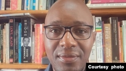 Nyanzvi muzvishandiswa zvemitauro yavanhu zvepamakombiyuta, VaFarayi Kambarami.