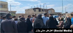 اعتراض اهالی روستای عباس‌آباد در رفسنجان
