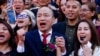 台灣國民黨立委韓國瑜（中）當選台灣立法院院長。 （2024年2月1日）