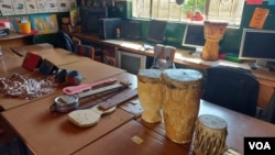 Zvidzidzo zveCALA zvinonzi zvaitungamidza mabasa emaoko.