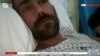 نوید، از مخالفان حکومت ایران، که در حمله اخیر طرفداران جمهوری اسلامی در لندن مجروح و در بیمارستان بستری شده است 