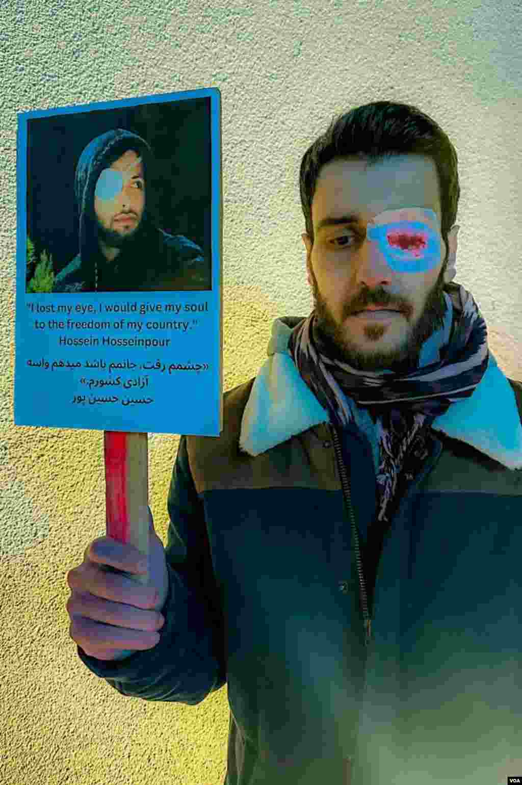 پرفورمنس «چشمها» پاسداشت قربانیان سرکوب معترضان راه آزادی عکاس: حامد ابراهیمی نژاد