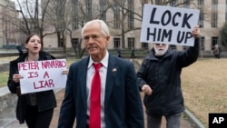 VaPeter Navarro 