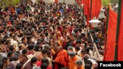 འབྲུག་པ་བཀའ་བརྒྱུད་པའི་སློབ་དཔོན་ཚོར་མཇལ་འཕྲད་དང་གསུང་གླེང་མཛད། (Photo: Pawo Choyning Dorji Facebook)