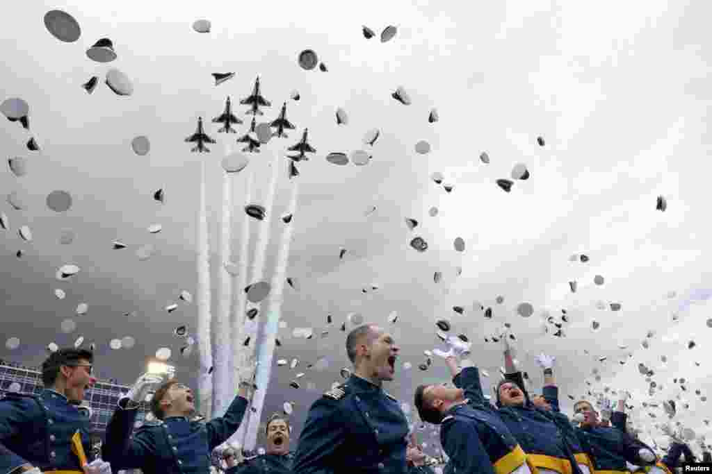 1 Haziran 2023 - ABD Hava Kuvvetleri (Air Force) Akademisi mezuniyet töreni Başkan Joe Biden'ın katılımıyla Colorado'da yapıldı.