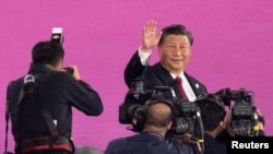 中國領導人習近平出席杭州舉辦的亞運開幕式。（2023年9月23日）