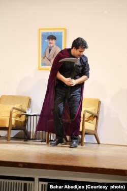 مهدی اکبری