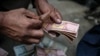 بانک جهانی: بهبود اقتصاد افغانستان تحت سلطۀ طالبان بی‌ثبات باقی مانده است