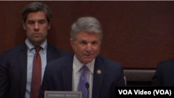 美國會眾議院外事委員會主席邁克爾·麥考爾(Michael McCaul)2024年1月17日主持「檢視美國資金如何流入中國軍力」的聽證會。