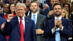 Umongameli Donald Trump lomsekeli wakhe uMnu. JD Vance