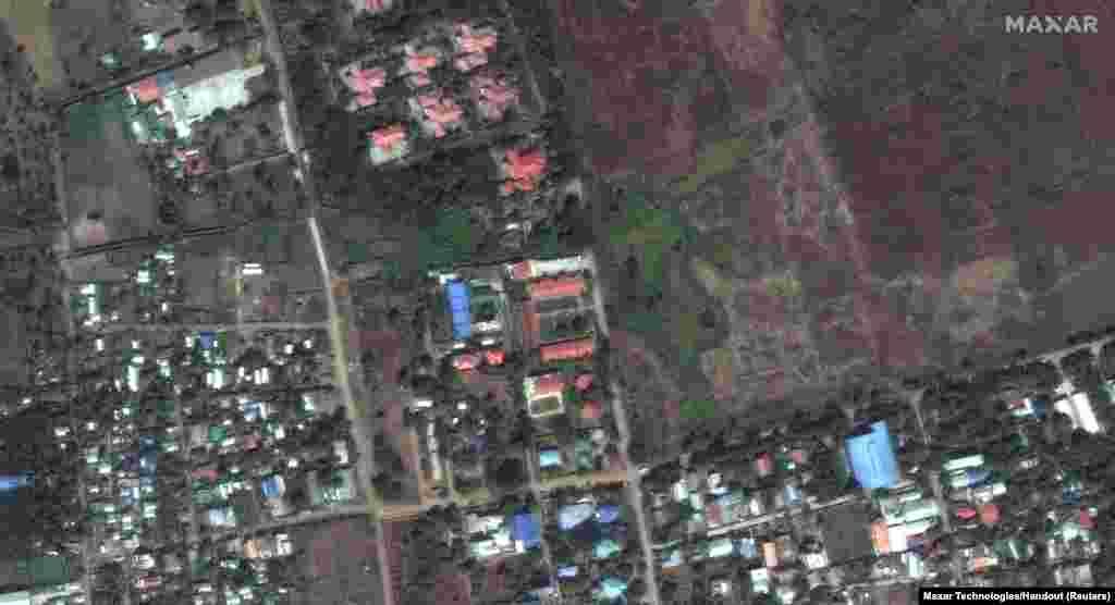 အင်အားပြင်ဆိုင်ကလုံး&quot;မိုခါ&quot; မဝင်ရောက်မီနဲ့ ဝင်ရောက်အပြီး ရခိုင်ပြည်နယ် စစ်တွေမြို့က အဆောက်အဦတချို့ကို ဝေဟင်မှတွေ့ရစဉ် (ဖေဖော်ဝါရီ ၁၇ &gt;&nbsp;မေ ၁၅၊ ၂၀၂၃)