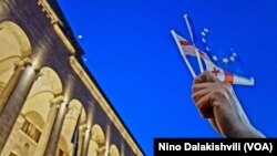 აქცია "არა რუსულ კანონს", საქართველოს პარლამენტის შენობა
