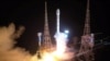 北韓官媒照片顯示北韓2023年11月21日晚間稱 “成功發射” 偵察衛星「萬裡鏡－1號」。