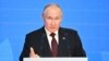 Presidenti rus Putin duke folur sot gjatë një forumi në Sochi, Rusi (5 tetor 2023)