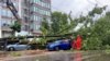 强风暴雨扰乱荷兰交通