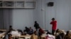 ARHIVA: Afrički studenti iz Ukrajine u privremenom smeštaju u Poljskoj, 28. februara 2022.