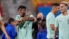 Jogadores do Brasil em sessão de treino com Fabinho, Fred e Antony (da esquerda para a direita) à frente. Grand Hamad stadium in Doha, Qatar, Sunday, Dec. 4, 2022