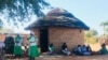 Umuzi wenduna uNhlamba otshonileyo. (VOA)
