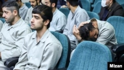 محمدمهدی کرمی و محمد حسینی در جلسه دادگاه 
