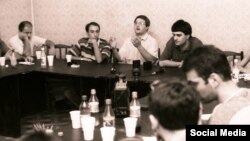 სოზარ სუბარი "თავისუფლების ინსტიტუტში" მუშაობის დროს, არასამთავრობო ორგანიზაციების შეხვედრაზე, ეროვნული ბიბლიოთეკა
