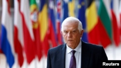 歐盟外交政策負責人何塞普·博雷利（Josep Borrell）2022年10月3日抵達比利時布魯塞爾出席歐盟-以色列協會理事會。（路透社照片）
