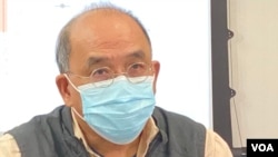 香港民意研究所副行政總裁鍾劍華 (美國之音 湯惠芸拍攝)