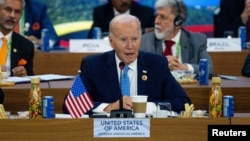 Američki predsednik Džo Bajden govori na samitu G20 u Muzeju moderne umetnosti u Rio de Žaneiru, Brazil, 18. novembra 2024. (Foto: Reuters/Eric Lee)