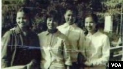 容錦愛（右一）和兩個妹妹（左一、左二）攝於1969或1970年。(容錦愛提供)
