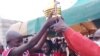 Okwenzakale eTshayamathole School obekulemidlalo yenguqu leyokuqaga ibhola eLupane esabeweni seMatabeleland North.