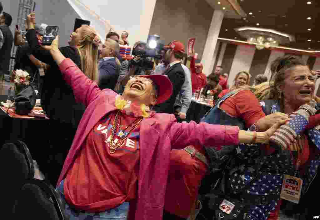 Sandi Stainbek slavi pobjedu Donalda Trampa, u Las Vegasu, 5. novembra 2024.