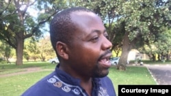 Munyori mukuru weFOZEU vari mutungamiri weARTUZ, VaObert Masaraure