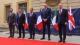 Avrupa’nın beş büyük askeri gücü Fransa, İngiltere, Almanya, İtalya ve Polonya savunma bakanları Kiev'e yönelik güvenlik garantilerini ele almak için Çarşamba günü Paris'te toplandı.