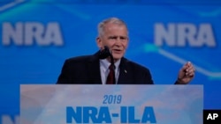 Bivši predsednik NRA Oliver Nort