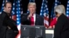 Donald Tramp priprema se za govor na republikanskoj nacionalnoj konvenciji u Klivlendu (arhivski snimak)