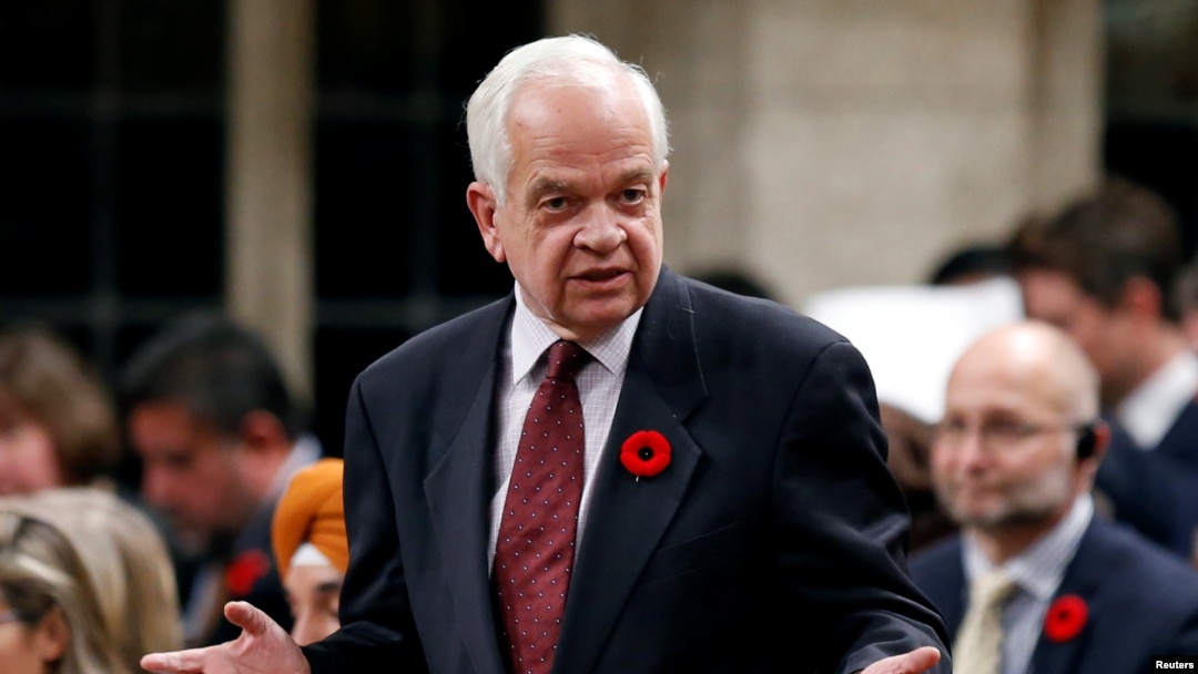 2016年10月31日當時的加拿大移民部長麥家廉（John McCallum）在加拿大安國會下議院發表講話﹐麥家廉後來成為駐華大使