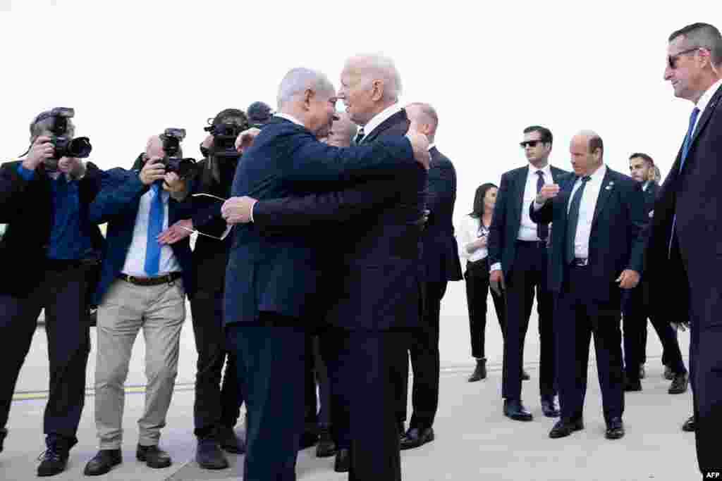 ამერიკის პრეზიდენტს ისრაელის პრემიერ-მინისტრი აეროპორტში დახვდა