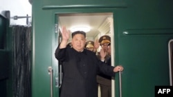 北韓官方的北韓中央通訊社2023年9月12日發佈的這張照片拍攝於2023年9月10日。照片顯示，北韓領導人金正恩從平壤乘火車出發前往俄羅斯訪問。