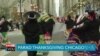 Chicago Komemore Fèt Thanksgiving ak yon Parad Tradisyonèl 