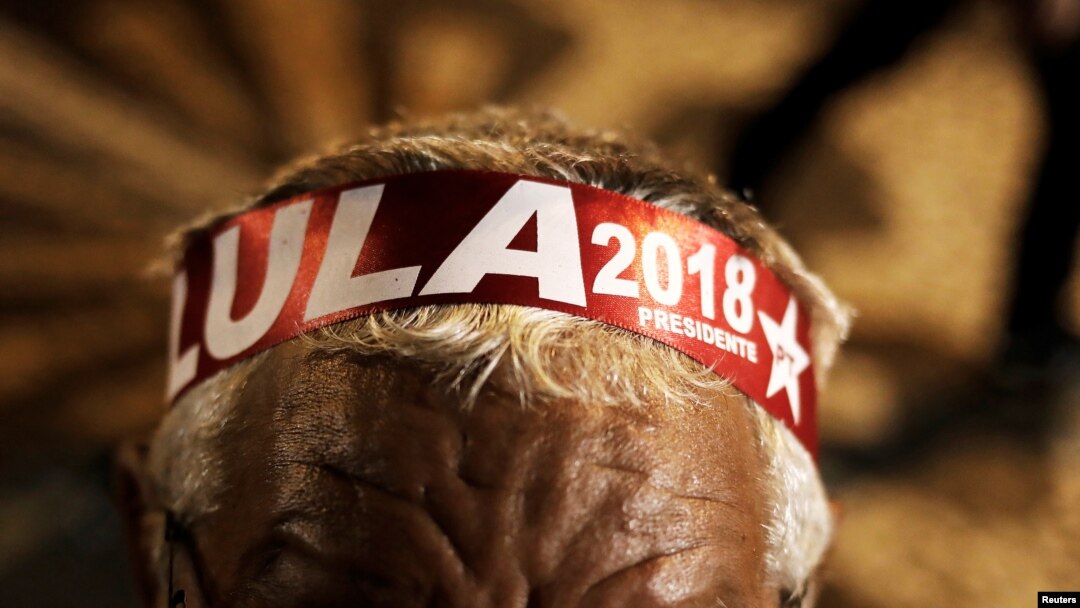A supporter wears a headband with Lula's name, during the testimony of former Brazilian President Luiz Inacio Lula da Silva in Curitiba, Brazil, May 10, 2017. 
