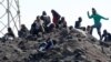 French Rights Watchdog Flags 'Inhuman' Conditions of Calais Migrants