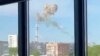 Asap mengepul saat menara TV runtuh setelah serangan rudal Rusia di Kharkiv, Ukraina 22 April 2024. (Video diperoleh Reuters/via REUTERS)