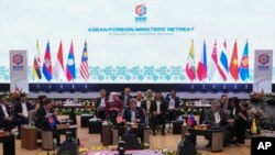 မလေးရှားနိုင်ငံ Langkawi ကျွန်းတွင် ကျင်းပပြုလုပ်တဲ့ အာဆီယံနိုင်ငံခြားရေးဝန်ကြီးများ သီးသန့် အစည်းအဝေးပွဲ (ဇန်နဝါရီ၊ ၂၀၂၅)
