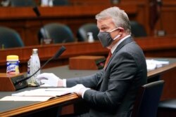 Ričard Brajt, bivši direktor Uprave za napredna biomedicinska istraživanja i razvoj, tokom svedočenja u Predstavničkom domu